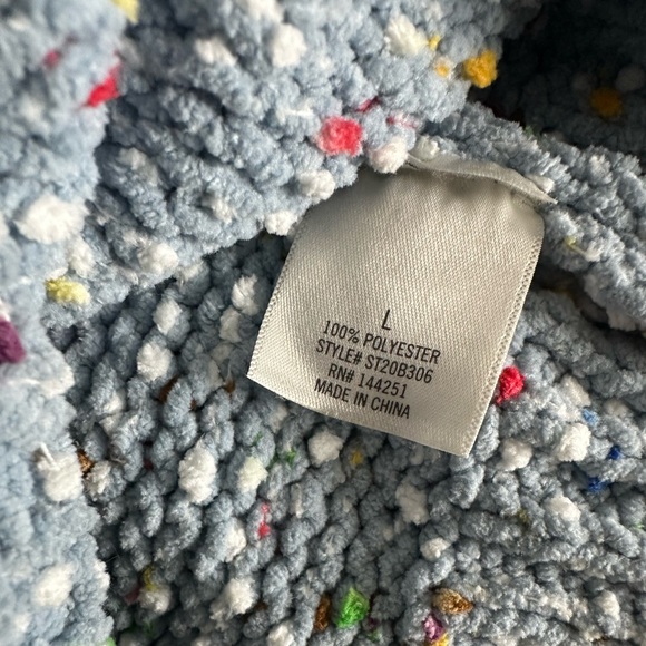 Francesca's Jun & Ivy Speckled Sweater - Picture 9 of 9